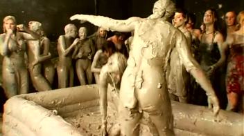 Mud Thirsty Mob Of Honies Screencap 36 on www.sinx.com