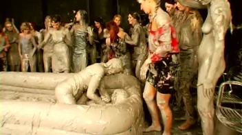 Mud Thirsty Mob Of Honies Screencap 56 on www.sinx.com