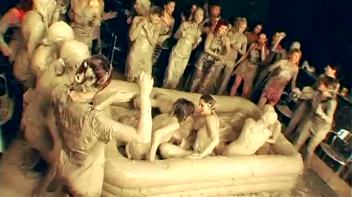 Mud Thirsty Mob Of Honies Screencap 78 on www.sinx.com