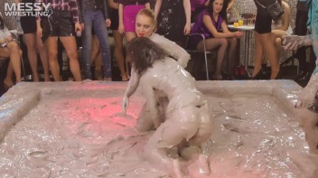 Messy Wrestling: Fashion Freaks Throw Down In The Mud - Watch Them Roar! Screencap 23 on www.sinx.com