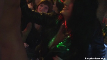 Party Hardcore Gone Crazy Vol. 1 Part 2 - Cam 1 Screencap 74 on www.sinx.com