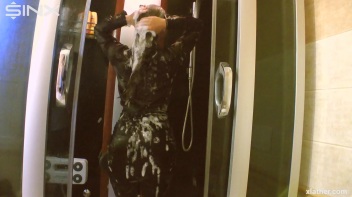 Solo Showering Seductress Screencap 19 on www.sinx.com