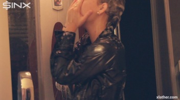 Solo Showering Seductress Screencap 34 on www.sinx.com