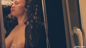 Solo Showering Seductress Screencap 46 on www.sinx.com