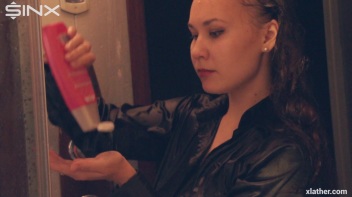 Solo Showering Seductress Screencap 7 on www.sinx.com