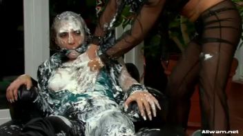 Splatter Therapy Screencap 46 on www.sinx.com