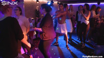 Party Hardcore Gone Crazy Vol. 43 Part 7 - Cam 2 Screencap 45 on www.sinx.com