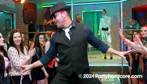 Latest deal - Party Hardcore Gone Crazy Vol. 27 Part 1 - Cam 4