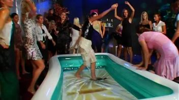 Amazing Oil Wrestling Event Screencap 26 on www.sinx.com