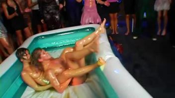 Amazing Oil Wrestling Event Screencap 71 on www.sinx.com