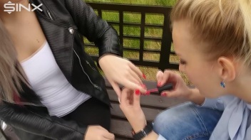 Long Nails Get Painted By Babe Screencap 19 on www.sinx.com