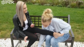 Long Nails Get Painted By Babe Screencap 41 on www.sinx.com