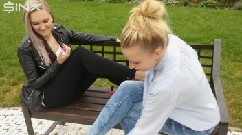 Long Nails Get Painted By Babe Screencap 49 on www.sinx.com