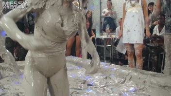 Messy Wrestling: Valentina Ross The Boss Throws Down In The Mud In Style!! Screencap 25 on www.sinx.com