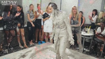 Messy Wrestling: Valentina Ross The Boss Throws Down In The Mud In Style!! Screencap 45 on www.sinx.com