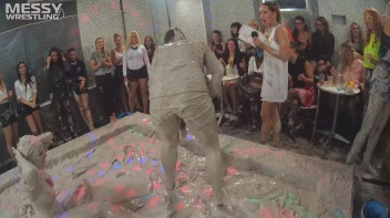 Messy Wrestling: Valentina Ross The Boss Throws Down In The Mud In Style!! Screencap 47 on www.sinx.com