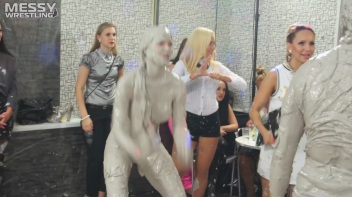 Messy Wrestling: Valentina Ross The Boss Throws Down In The Mud In Style!! Screencap 58 on www.sinx.com