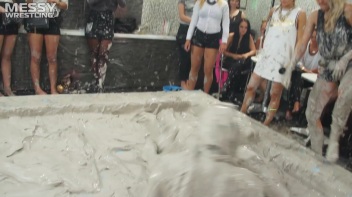 Messy Wrestling: Valentina Ross The Boss Throws Down In The Mud In Style!! Screencap 68 on www.sinx.com