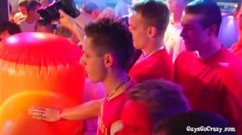 Head-To-Head Part 1 - Cam 2 Screencap 27 on www.sinx.com