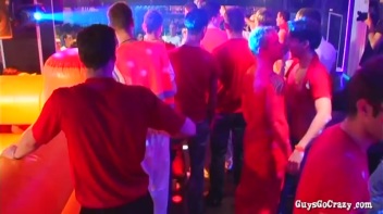 Head-To-Head Part 1 - Cam 2 Screencap 42 on www.sinx.com