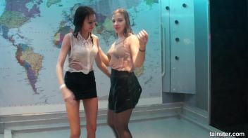 Allwam's favourite wet amateur girls Screencap 6 on www.sinx.com