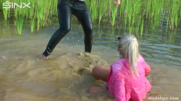 Mud Wrestling Catfighting Babes Dirty Dunking - Cam 1 Screencap 26 on www.sinx.com