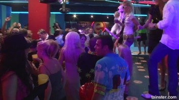 Bikini Beach Balls Part 1 - Cam 3 Screencap 63 on www.sinx.com