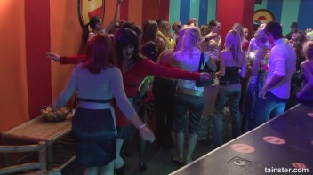 Bikini Beach Balls Part 1 - Cam 3 Screencap 3 on www.sinx.com