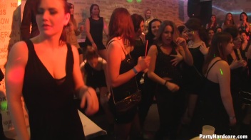 Party Hardcore Gone Crazy Vol. 10 Part 2 - Cam 3 Screencap 81 on www.sinx.com