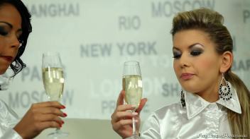 Flashy In White Piss Fuck Fiends Screencap 8 on www.sinx.com