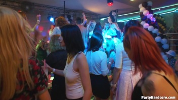 Party Hardcore Gone Crazy Vol. 37 Part 5 - Cam 1 Screencap 74 on www.sinx.com
