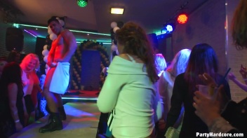 Party Hardcore Gone Crazy Vol. 37 Part 5 - Cam 1 Screencap 23 on www.sinx.com
