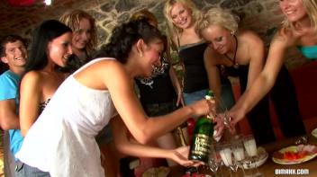 Bi Bridal Shower Gives Wife One Last Bi Opportunity Screencap 9 on www.sinx.com