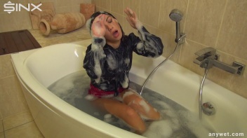 Hot Housewife's Wet And Sexy Shower Screencap 60 on www.sinx.com