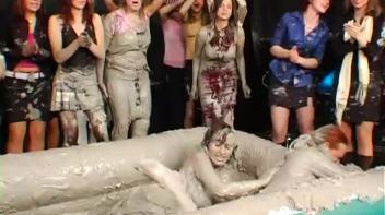 Tearing Each Other Up In The Mud Screencap 22 on www.sinx.com