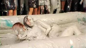 Tearing Each Other Up In The Mud Screencap 24 on www.sinx.com