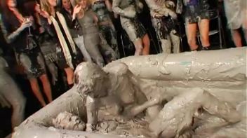 Tearing Each Other Up In The Mud Screencap 62 on www.sinx.com