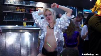 Staff Party Part 6 - Main Edit Screencap 74 on www.sinx.com