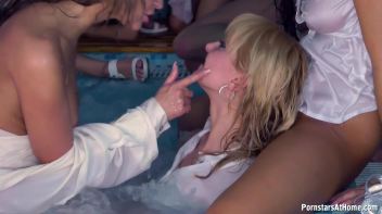 Lesbo Love In The Hot Tub Part 2 Screencap 13 on www.sinx.com