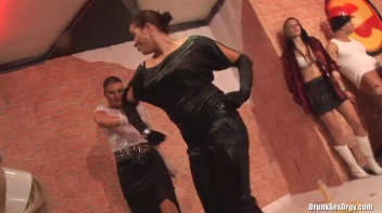 Hard Hat Hos Part 3 - Cam 4 Screencap 14 on www.sinx.com