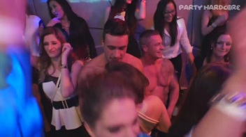 Party Hardcore Gone Crazy Vol. 27 Part 1 - Cam 3 Screencap 33 on www.sinx.com