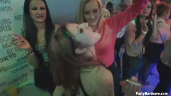 Party Hardcore Gone Crazy Vol. 31 Part 5 - Cam 1 Screencap 4 on www.sinx.com