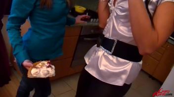 Cakes and Cunts MESSacre Screencap 7 on www.sinx.com