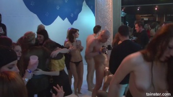 Winter WonderBang Part 4 - Cam 3 Screencap 82 on www.sinx.com