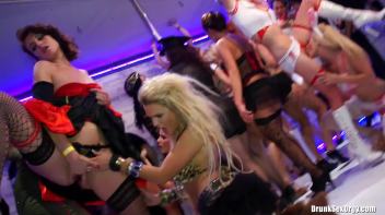 The CFNM Costume Ball Part 1 - Cam 4 Screencap 48 on www.sinx.com