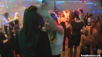 Party Hardcore Gone Crazy Vol. 9 Part 5 - Cam 4 Screencap 67 on www.sinx.com