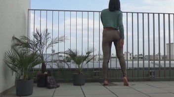 Voll in meine Hose gepisst Screencap 14 on www.sinx.com