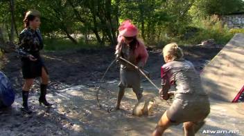 The WaM Obstacle Course From Hell Screencap 41 on www.sinx.com