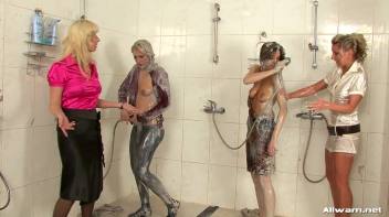 Eurobabe Post Mud Fight Shower Down Screencap 20 on www.sinx.com