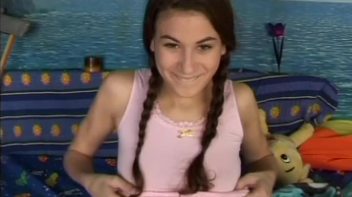 Piss And Pigtails Do Her Right Screencap 10 on www.sinx.com